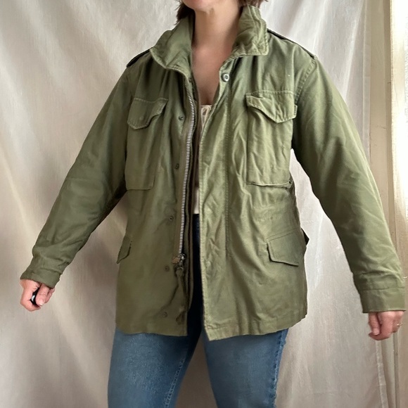 Vintage Vietnam Era 1970s Military M-65 OG Field Coat with Removable Camo Liner - Picture 10 of 10